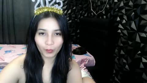 Snapshot of miss_innocent18 chatting on 1, 1, 2025 miss_innocent18 online show from 1, 1, 2025