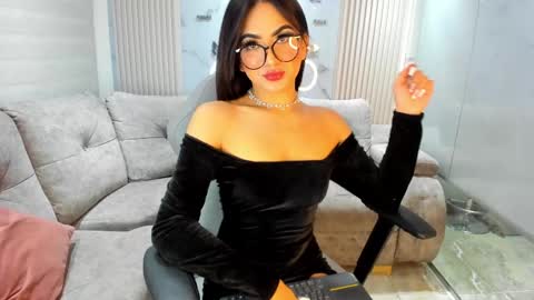 miss_ivyy online show from 12, 3, 2025