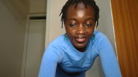 Snapshot of miss_jamilla255 chatting on 7, 11, 2025 SensuElle WHAT I DONT SHOW HERE... YOULL ONLY SEE IN PRIVATE online show from 7, 11, 2025