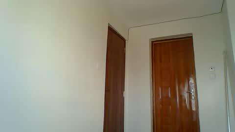 Snapshot of miss_kiki7 chatting on 8, 11, 2025 kiki online show from 8, 11, 2025