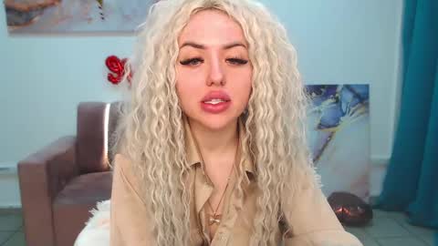 miss_kiten online show from 11, 2, 2025