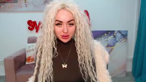 miss_kiten online show from 12, 2, 2025
