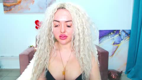 miss_kiten online show from 24, 2, 2025