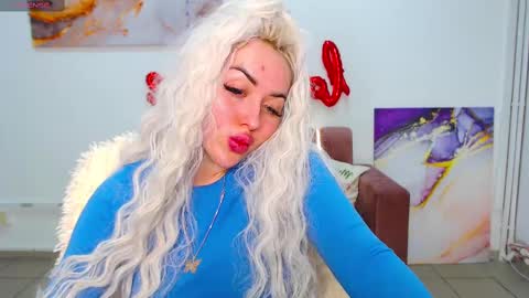 miss_kiten online show from 11, 3, 2025