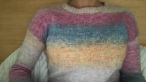 Snapshot of miss_laura11 chatting on 16, 11, 2025 miss Laura online show from 16, 11, 2025