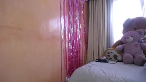 lilieth  online show from 6, 1, 2025