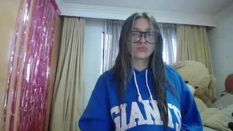 lilieth  online show from 3, 2, 2025