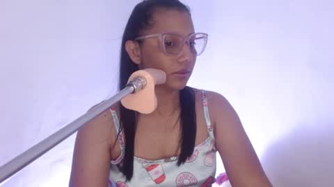 Snapshot of miss_londoon chatting on 25, 9, 2025 LONDON online show from 25, 9, 2025