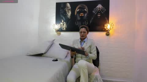 Snapshot of miss_lucero1 chatting on 24, 1, 2025 lucero online show from 24, 1, 2025