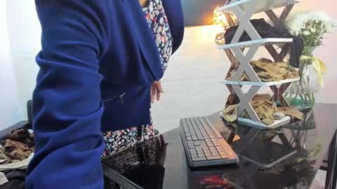 Snapshot of miss_lucero1 chatting on 4, 3, 2025 lucero online show from 4, 3, 2025