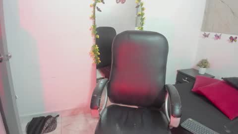 Snapshot of miss_luciferr chatting on 3, 3, 2026 Luci online show from 3, 3, 2026