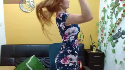 Snapshot of miss_mafehot chatting on 21, 2, 2025 mafe maria fernanda online show from 21, 2, 2025
