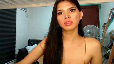 Snapshot of miss_mariamontrese chatting on 9, 1, 2025 Maria-          online show from 9, 1, 2025