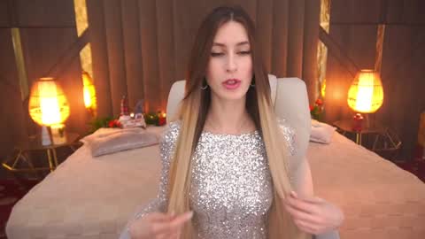 Snapshot of miss_martini chatting on 8, 1, 2025   online show from 8, 1, 2025