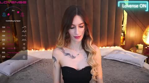 Snapshot of miss_martini chatting on 26, 1, 2025   online show from 26, 1, 2025
