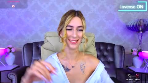 Snapshot of miss_martini chatting on 18, 9, 2025   online show from 18, 9, 2025