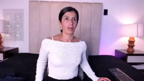 Snapshot of miss_milf_ chatting on 20, 6, 2026 miss_milf_ online show from 20, 6, 2026