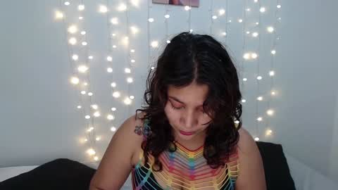 Snapshot of miss_rose1 chatting on 28, 1, 2025 ROS online show from 28, 1, 2025