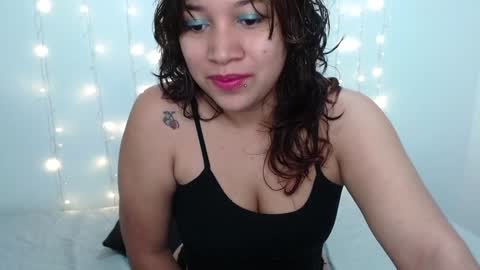 Snapshot of miss_rose1 chatting on 1, 2, 2025 ROS online show from 1, 2, 2025