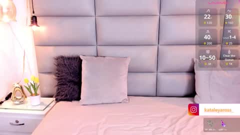 Snapshot of miss_ross_ chatting on 12, 10, 2025 onlyfanskataleyaross online show from 12, 10, 2025