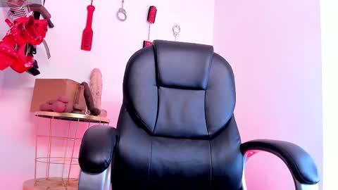 Snapshot of miss_skarleth_ chatting on 15, 10, 2025 miss online show from 15, 10, 2025