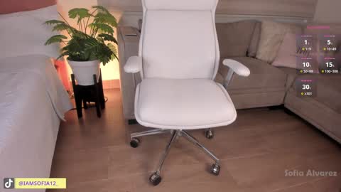 Sofia Alvarez online show from 11, 1, 2025