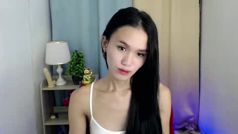 Snapshot of miss_sunshinex chatting on 28, 1, 2025 Shine online show from 28, 1, 2025