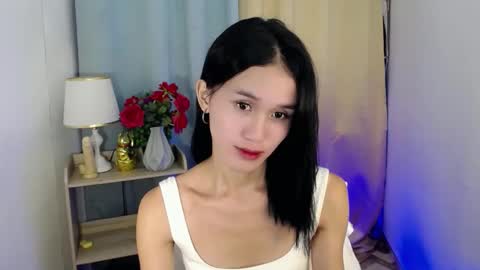 Snapshot of miss_sunshinex chatting on 5, 2, 2025 Shine online show from 5, 2, 2025