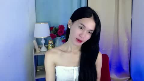 Snapshot of miss_sunshinex chatting on 12, 2, 2025 Shine online show from 12, 2, 2025