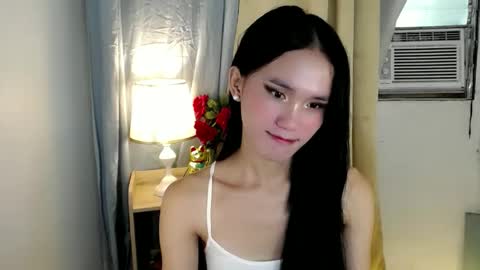 Snapshot of miss_sunshinex chatting on 20, 2, 2025 Shine online show from 20, 2, 2025