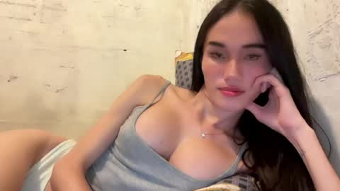 Snapshot of miss_sunshinex chatting on 11, 7, 2026 Shine online show from 11, 7, 2026