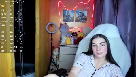 Snapshot of miss_tasy chatting on 15, 9, 2025 Melanie January 15th is my birthday there will be an interesting show online show from 15, 9, 2025