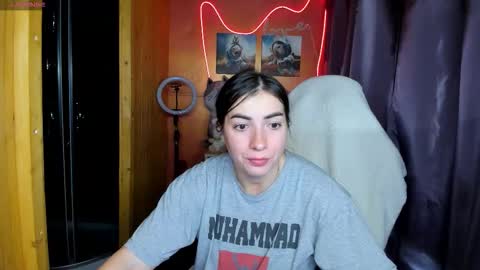 Snapshot of miss_tasy chatting on 22, 9, 2025 Melanie January 15th is my birthday there will be an interesting show online show from 22, 9, 2025