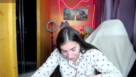 Snapshot of miss_tasy chatting on 1, 10, 2025 Melanie January 15th is my birthday there will be an interesting show online show from 1, 10, 2025