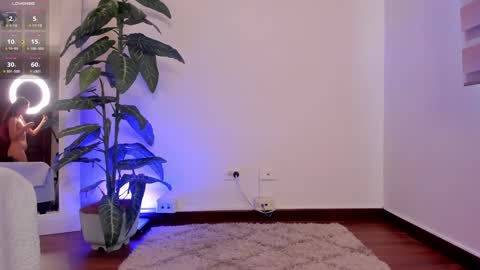 Adara Lpez online show from 18, 12, 2024
