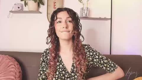 Adara Lpez online show from 19, 9, 2025