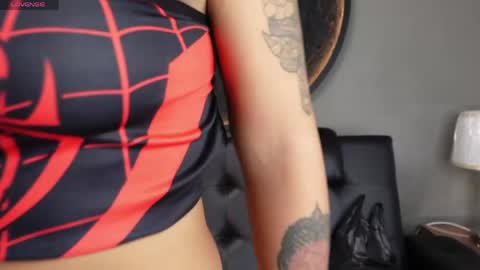 Vaiolette online show from 8, 5, 2026