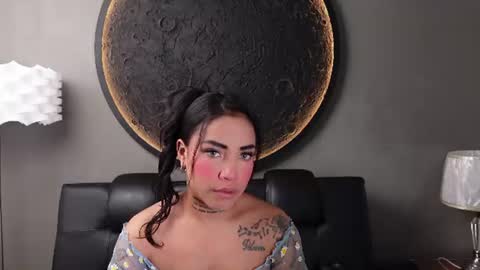 Vaiolette online show from 30, 6, 2026