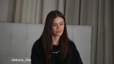 Snapshot of miss_viktoria chatting on 9, 2, 2025 Miss Victoria online show from 9, 2, 2025