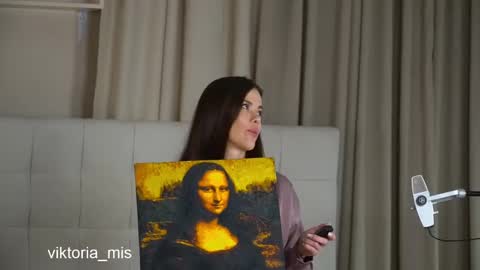 Snapshot of miss_viktoria chatting on 3, 3, 2025 Miss Victoria online show from 3, 3, 2025