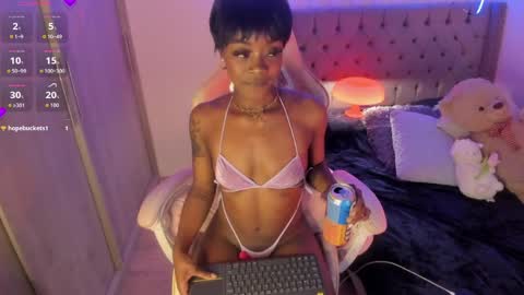 Tay Tay Independent Model   online show from 9, 4, 2026