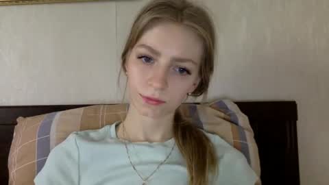 Snapshot of missalis chatting on 8, 12, 2024 Alli not bb not babe not baby online show from 8, 12, 2024