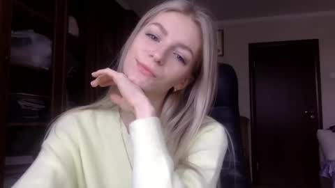 Snapshot of missalis chatting on 13, 1, 2025 Alli not bb not babe not baby online show from 13, 1, 2025