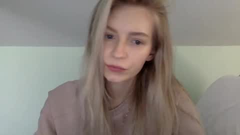 Snapshot of missalis chatting on 16, 1, 2025 Alli not bb not babe not baby online show from 16, 1, 2025