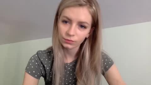 Snapshot of missalis chatting on 9, 2, 2025 Alli not bb not babe not baby online show from 9, 2, 2025