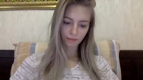 Snapshot of missalis chatting on 17, 2, 2025 Alli not bb not babe not baby online show from 17, 2, 2025