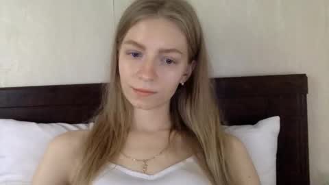 Snapshot of missalis chatting on 27, 2, 2025 Alli not bb not babe not baby online show from 27, 2, 2025