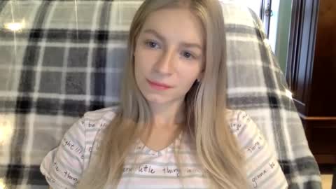 Snapshot of missalis chatting on 7, 3, 2025 Alli not bb not babe not baby online show from 7, 3, 2025