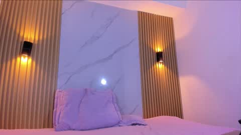 Mis Ari online show from 31, 10, 2025