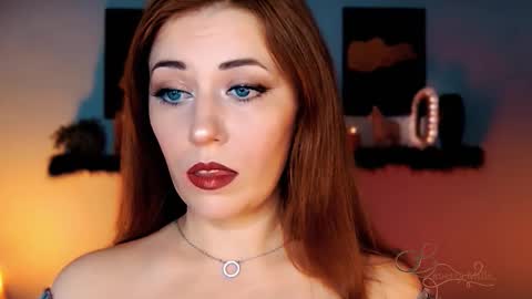 Snapshot of missbeverlymills chatting on 15, 11, 2025 The divine Beverly online show from 15, 11, 2025